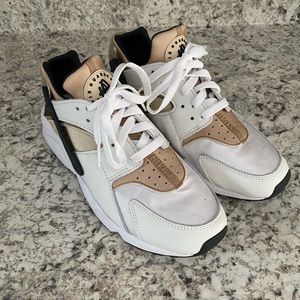 Nike Air Huarache